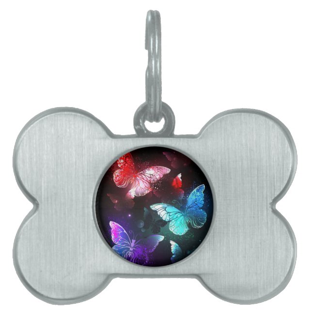 Tre Glowing Butterflies på nattbakgrund ID-bricka Husdjur (Framsidan)