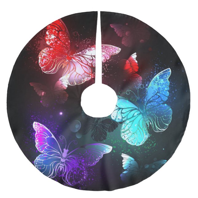 Tre Glowing Butterflies på nattbakgrund Julgransmatta Borstad Polyester (Framsidan)