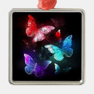Tre Glowing Butterflies på nattbakgrund Julgransprydnad Metall