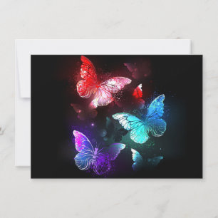 Tre Glowing Butterflies på nattbakgrund Kort