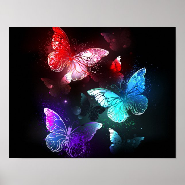 Tre Glowing Butterflies på nattbakgrund Poster (Framsidan)