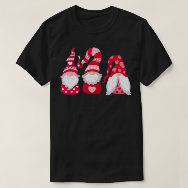 Tre Gnomes Holding Heart Leopard Lycklig Valentine T Shirt (Design framsida)