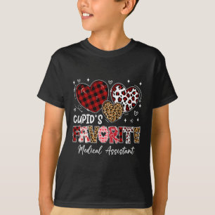 Tre Hjärtan Cupids Favorit Medicinsk Istant Valent T Shirt