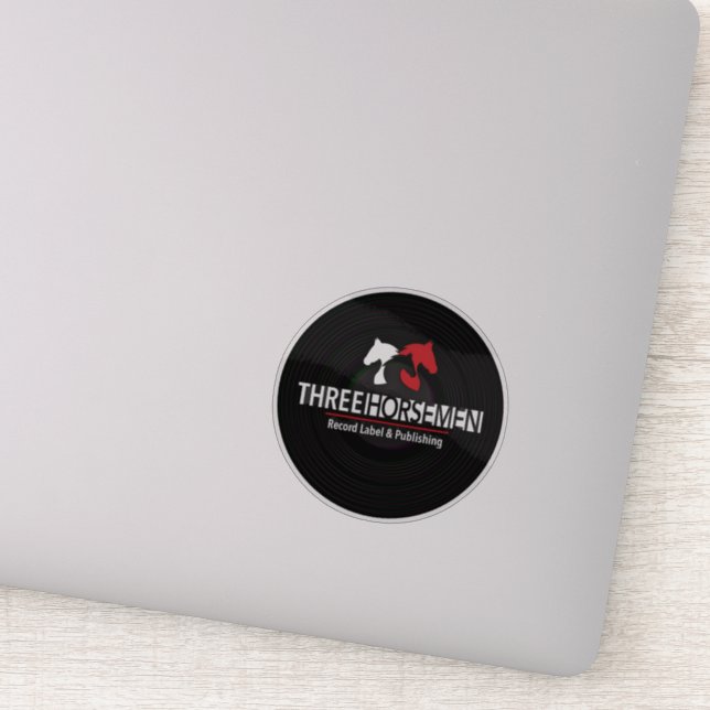 Tre horspersoner registrerar genomskinlig dekal (Detalj)