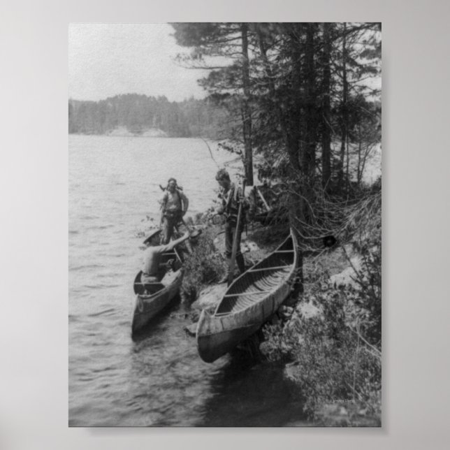 Tre jägare med Canoes i Shore Poster (Framsidan)