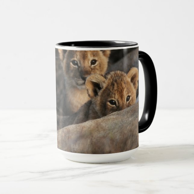 Tre lejonungar med mamma mugg (Framsida höger)