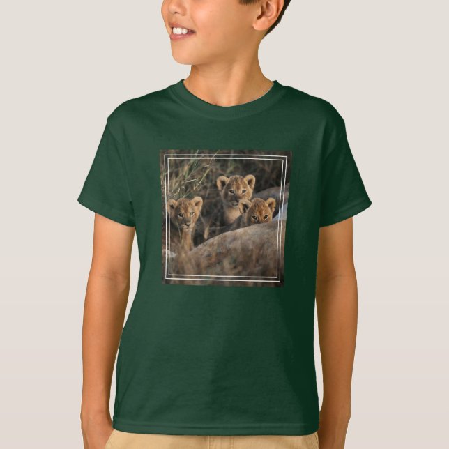 Tre lejonungar med mamma t shirt (Framsida)