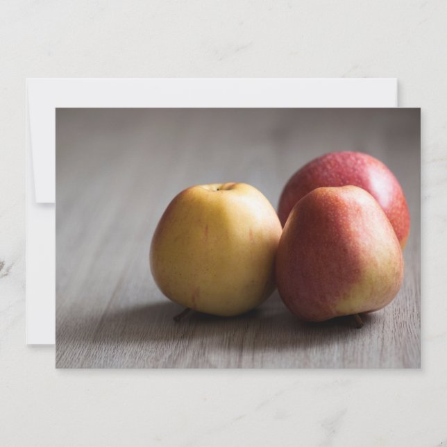 Tre mogna äpplen (Framsida)