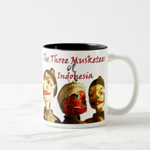 Tre Musketeers Indonesien Två-Tonad Mugg