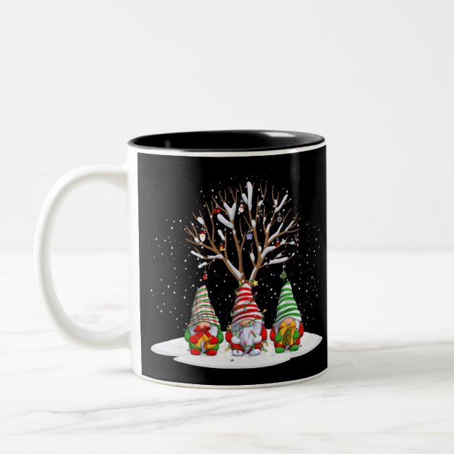 Tre nordliga nomader och deras Julgran Två-Tonad Mugg (Vänster)