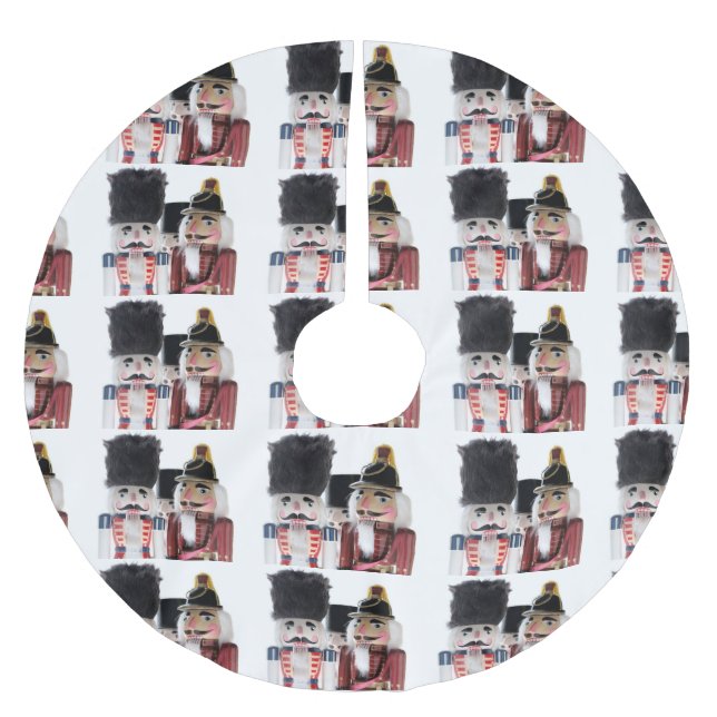 Tre nötskal julgransmatta borstad polyester (Framsidan)