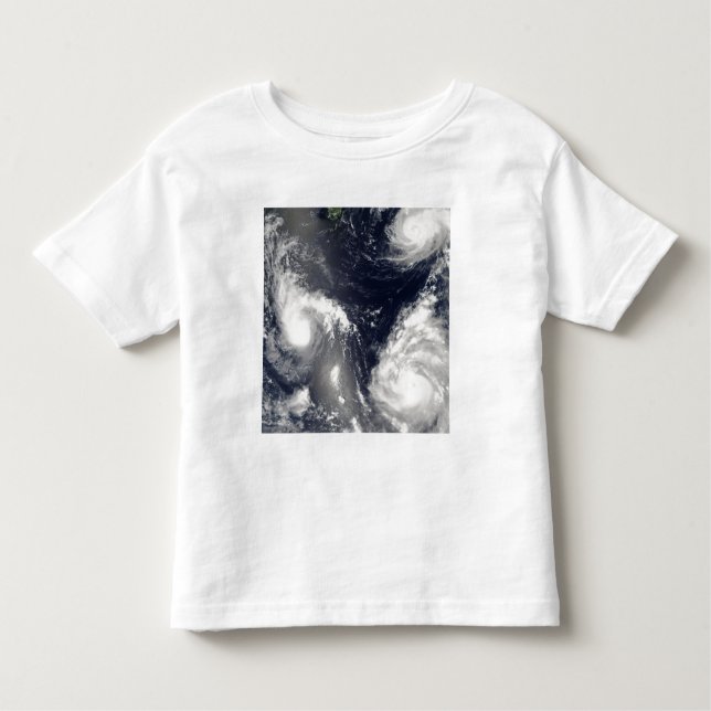 Tre olika tyfoner t shirt (Framsida)