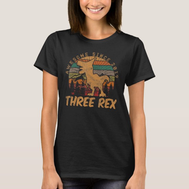 Tre Rex 3: e födelsedagen 3: e doseringen 3 år gam T Shirt (Framsida)