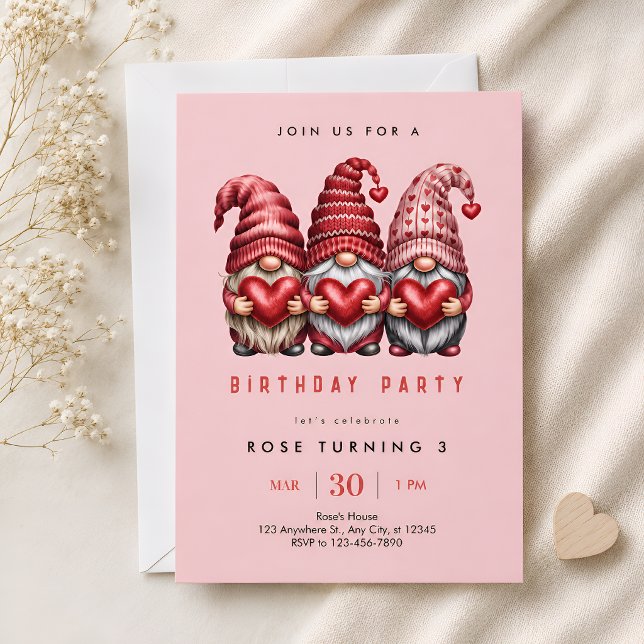 Tre rosa tomtar 3-års födelsedag inbjudningar (Skapare uppladdad)