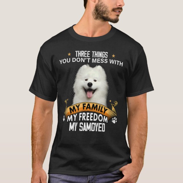 Tre Sak du inte är  med Samoyed Hund T Shirt (Framsida)