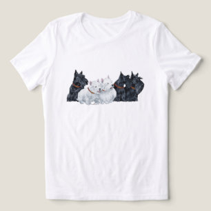 Tre skotska terrier med två West Highland White Te T Shirt