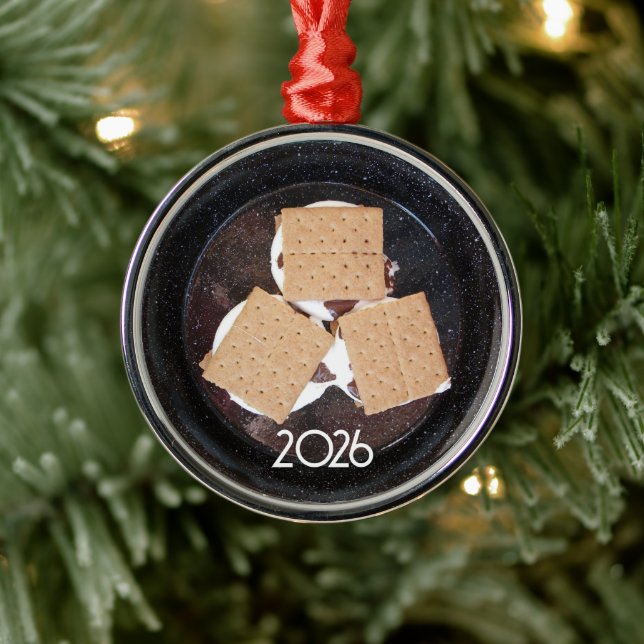 Tre S'mores på en metallcampingtallrik Ornament (Träd)