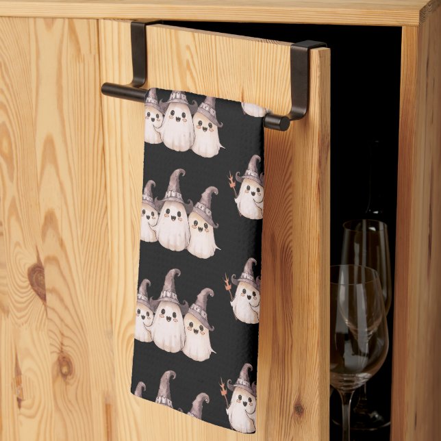 Tre spökgrå häxhattar mönster Halloween Kökshandduk (Thirds Fold)