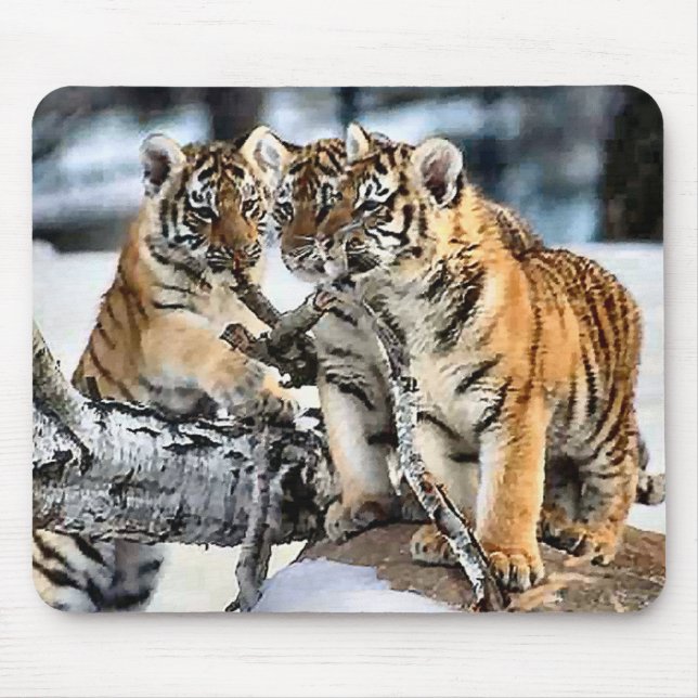 Tre tigerungar i snökonstgåvor musmatta (Framsidan)