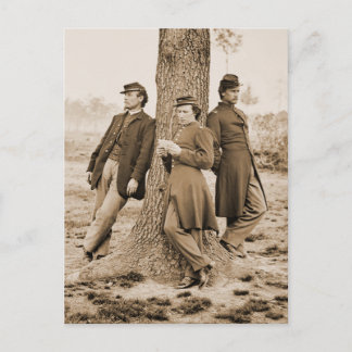 Tre tjänstemän från Krig Vykort