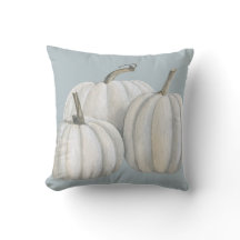Tre vita pumpor