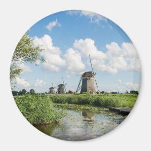 Tre windmills och en kanalrundamagnet magnet