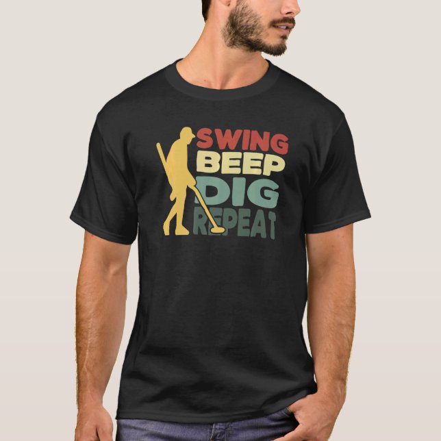 Treasure Hunter Metall Detectorist Dirt F T Shirt (Framsida)