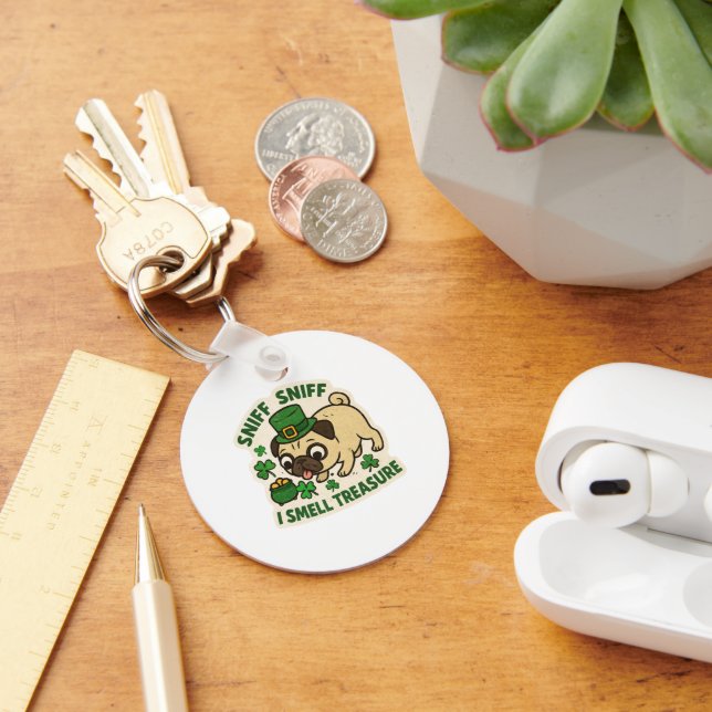 Treasure Hunter Pug St.Patrick's Day Nyckelring (Skrivbord)