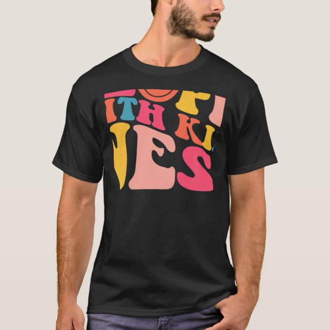Treat People With Kindness TPWK Trendy Preppy On B T Shirt (Framsida)