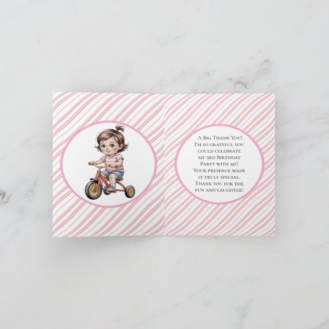 Tredje. Flickans födelsedag på en trehjuling Party Kort (Inuti)