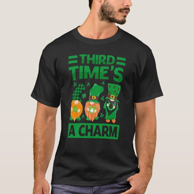 Tredje gången är en charm St patrick's day Irish T Shirt (Framsida)