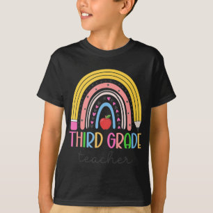 Tredje Klass-läraren Teach Kärlek Inspire Rainbow T Shirt