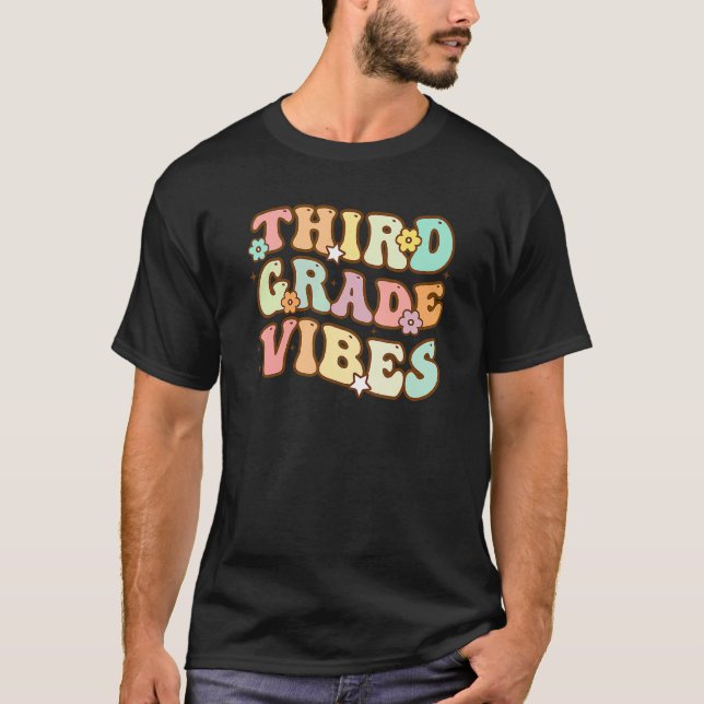 Tredje Klass Vibbar Retro Lärare Barn Tillbaka Til T Shirt (Framsida)