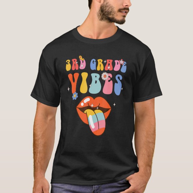 Tredje Klass Vibes Retro Groovy Back to school Tea T Shirt (Framsida)