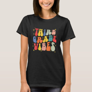 Tredje Klass Vibes tredje Klass-teamets retro 1:a T Shirt