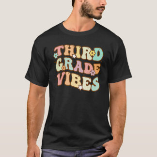 Tredje Klass Vibes tredje Klass-teamets retro 1:a  T Shirt