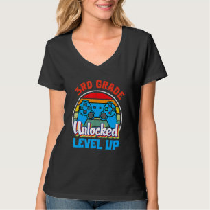 Tredje Klassen har inte låst upp upp- och uppåt-sp T Shirt