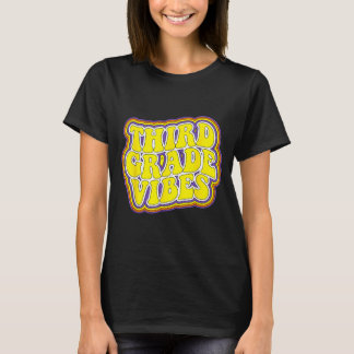 Tredje Klassens Vibrationer Retro Tillbaka Till Sk T Shirt