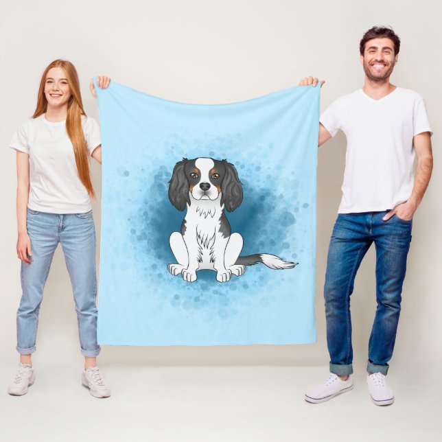 Trefärgad Cavalier King Charles Spaniel Hund På Bl Fleecefilt (På plats)