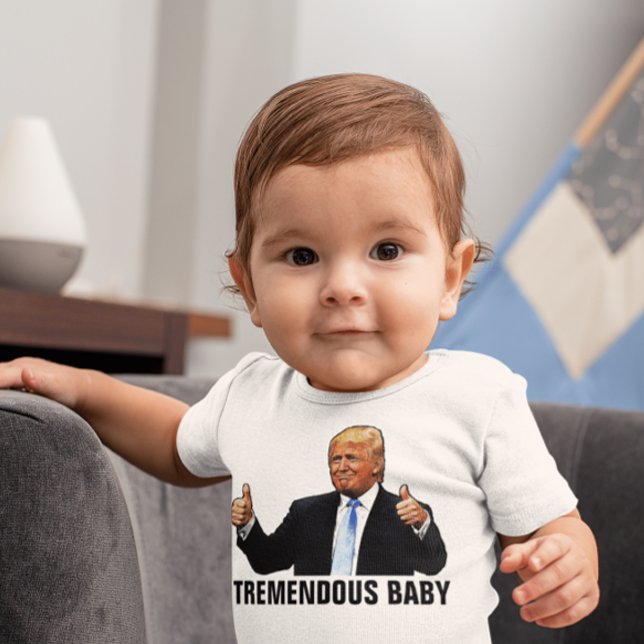 TREMENDOUS BABY TRUMP T-SHIRTS JERSEY BODYSUIT (Skapare uppladdad)