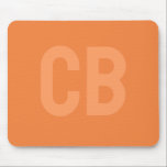 Trend Färg Fresh Tangerine Mousepad Musmatta<br><div class="desc">Inledning av trendiget vår färg: Fresh Tangerine. Modern och snyggt Mousepad med anpassade två brev monogram i ett minimalistiskt typsnitt. Dess enkla och rena utformning i ett solitt färg ger en tidlös och klassisk dragningskraft. Utforska vår vår-tendens färger för fler produkter i samma färg eller hitta andra snyggtar som passar...</div>