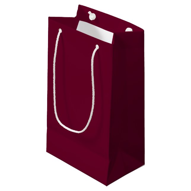 Trend Färg Mörk Burgundy Gift Bag (Framsidan Vinklad)
