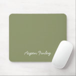 Trend Färg Reed Grönt Namn Mousepad Musmatta<br><div class="desc">Moussad i grönt färg. Modern och snyggt Mousepad med anpassadet namn i ett sött, handskrivet tittar teckensnitt. Dess enkla och rena utformning i ett solitt färg ger en tidlös och klassisk dragningskraft. Utforska vårt trendig färger om du vill ha fler produkter i samma färg eller hitta andra snyggtar som passar...</div>