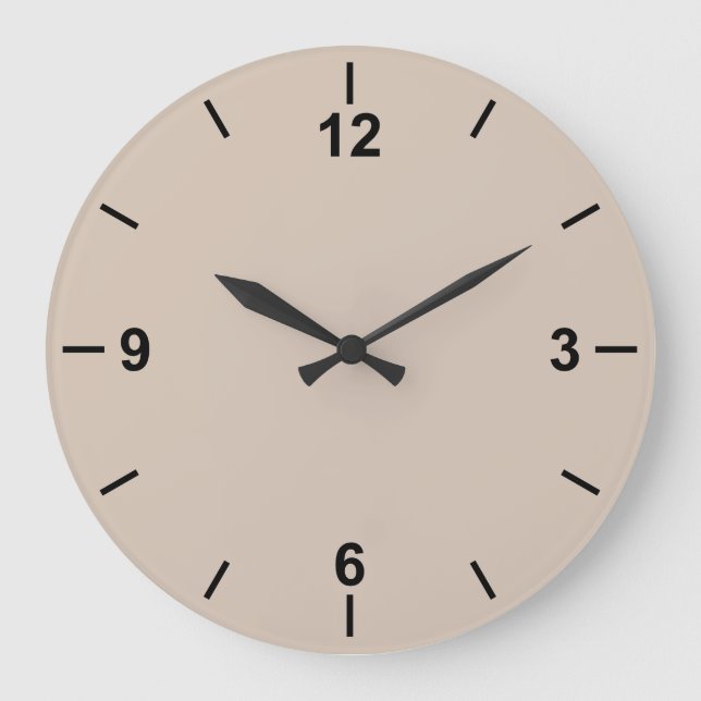Trend Färg Soft Taupe Large Wall Clock Stor Klocka (Framsida)