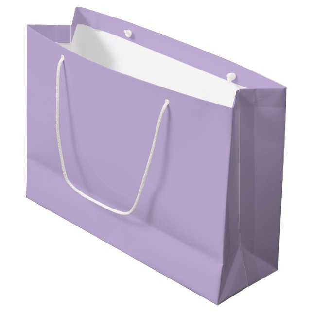 Trend Färg - Soft Violet Large Gift Bag (Framsidan Vinklad)