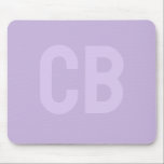 Trend Färg Soft Violet Mousepad Musmatta<br><div class="desc">Inledning av trendiget vår färg: Mjukt våld. Modern och snyggt Mousepad med anpassade två brev monogram i ett minimalistiskt typsnitt. Dess enkla och rena utformning i ett solitt färg ger en tidlös och klassisk dragningskraft. Utforska vår vår-tendens färger för fler produkter i samma färg eller hitta andra snyggtar som passar...</div>