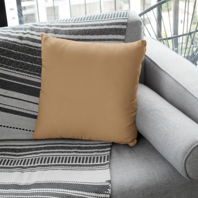Trend Färg - Warm Beige Kudde (Skapare uppladdad)