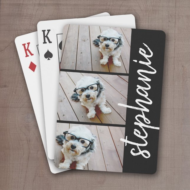 Trendig 3 Foton, svart och vitt, modernt skript na Casinokort (Personalize this set of playing cards with a monogram and and 3 photos)
