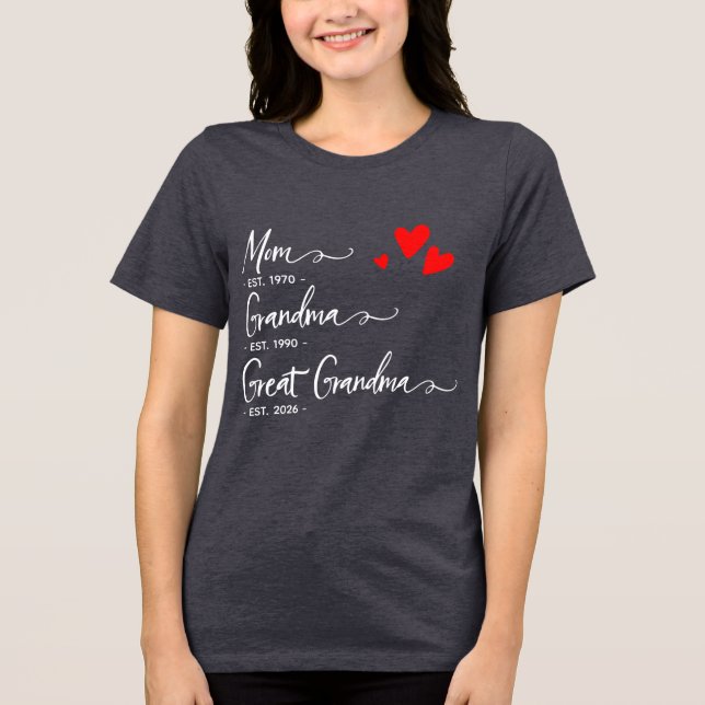 Trendig anpassad år Mamma Mormor Farmor T-shirt (Framsida)