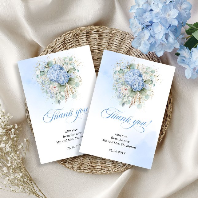 Trendig blå blomstergiftsedel för bröllop med euka tack kort (Trendy Blue Floral Eucalyptus Wedding thank you card)